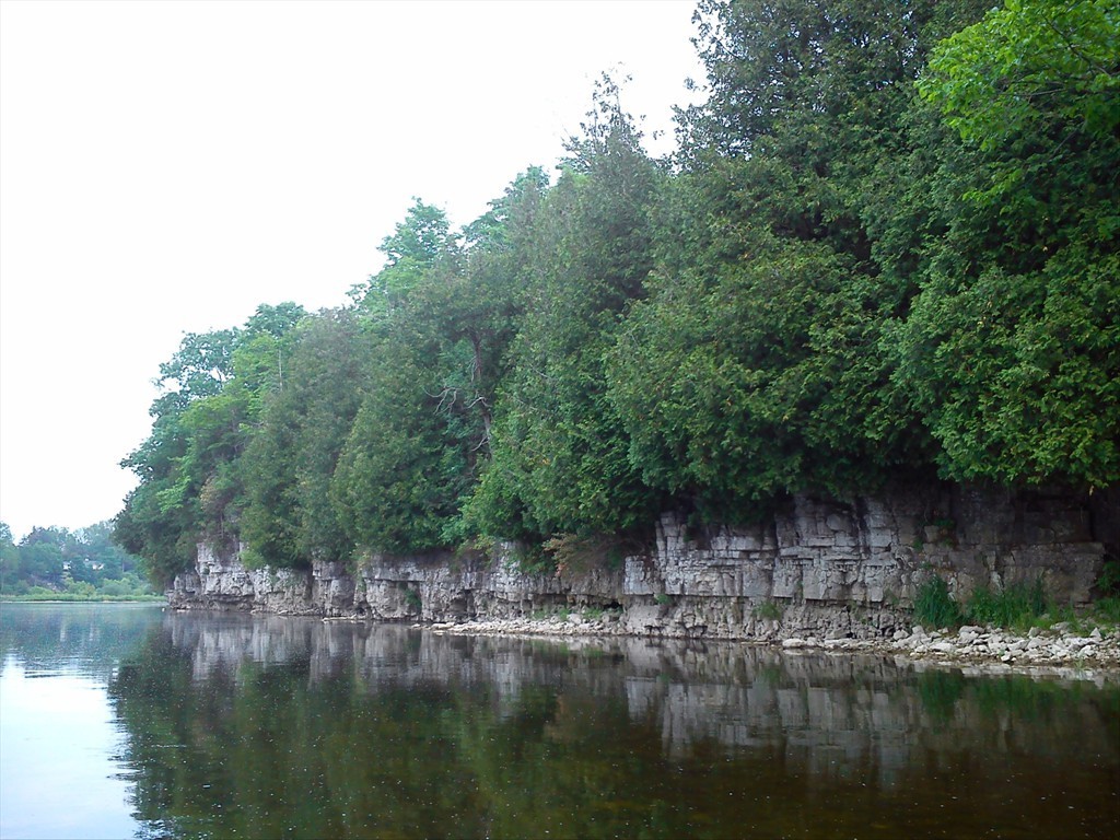 Rocky outcropping along the Grand River