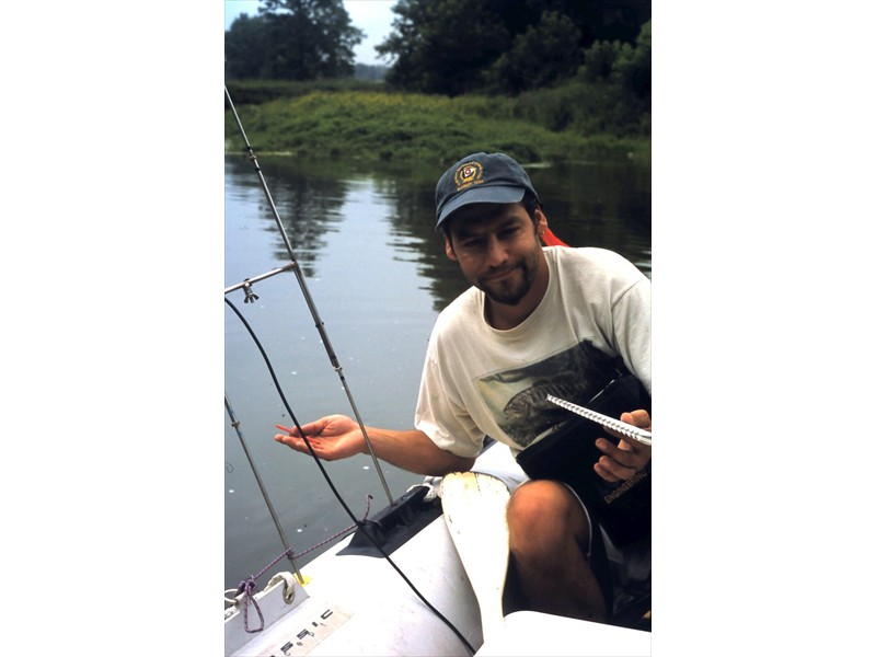 Tracking greater redhorse on the Grand River, Kitchener, Ontario